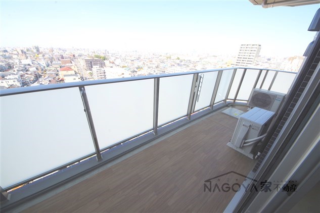 グランドゥール瑞穂通 ベランダ