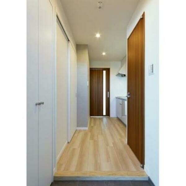 ルーエ本山 玄関