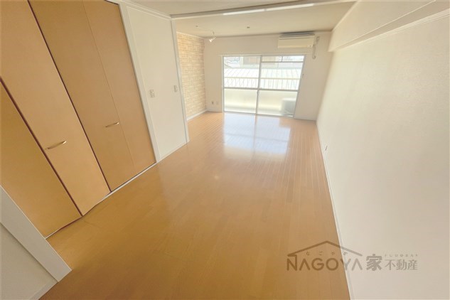 ヴィレッジ本願寺 リビング