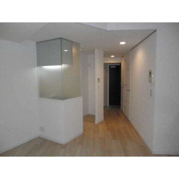 リエス東別院 玄関