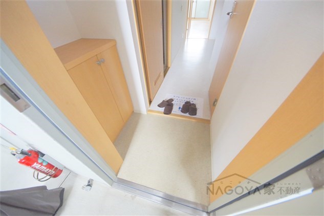 プランドール浅間町 玄関