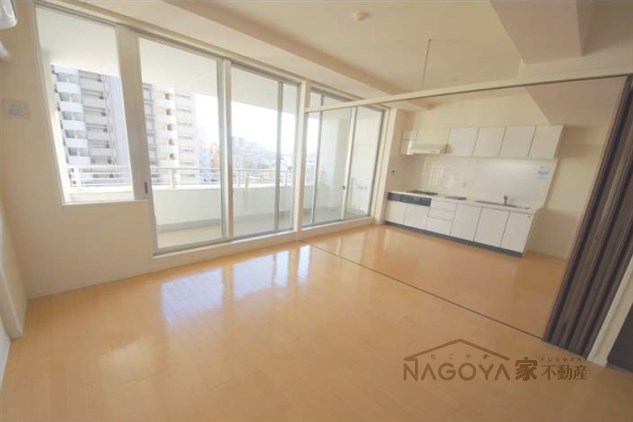 プレディアスタイル千種北 リビング