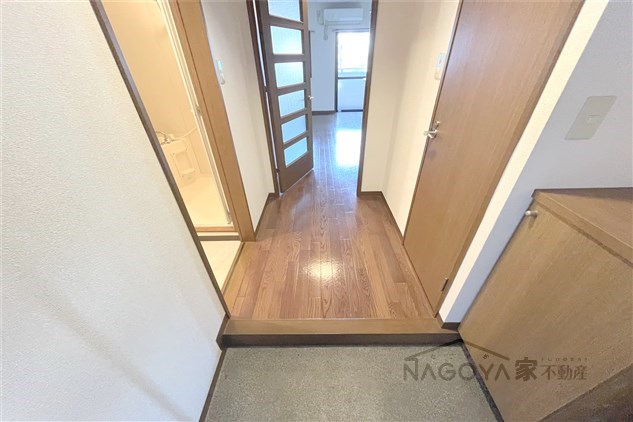 ヴェルディー橘 玄関