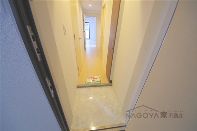 S-FORT堀田通 玄関