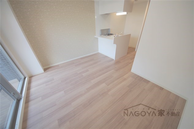 プレサンス広小路通葵 リビング