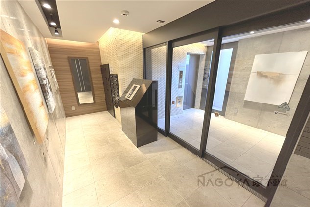 プレイス浅間 エントランス