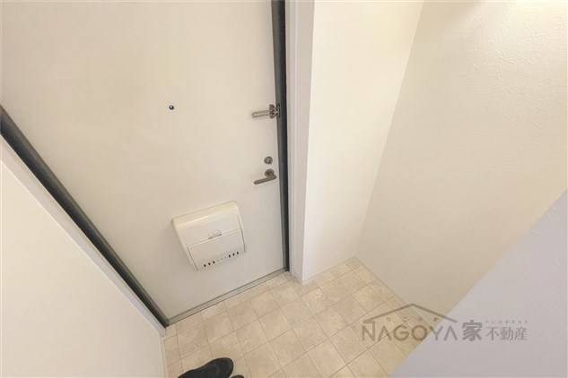 メゾン黒川 玄関