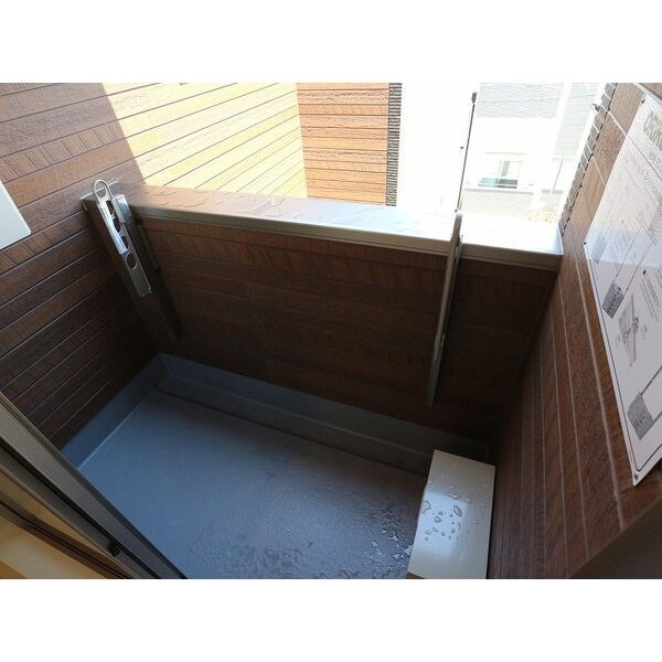 REGALEST　LOTUS ベランダ