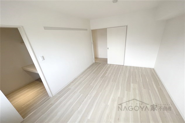 アブソルート松原 ベッドルーム