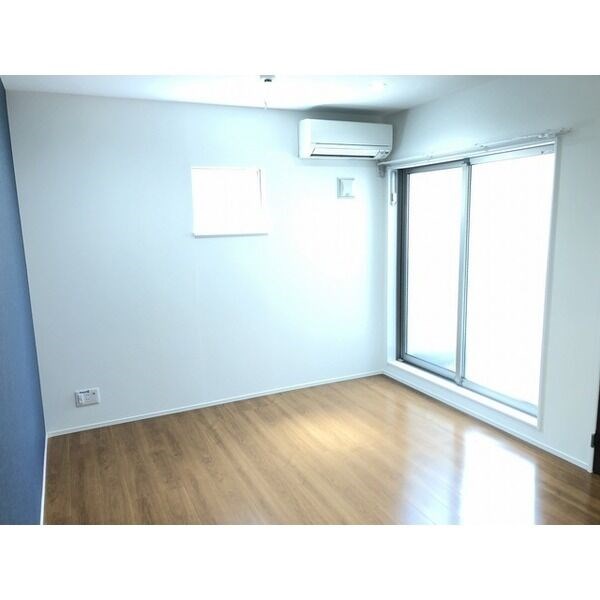 Cherim志賀本通 リビング