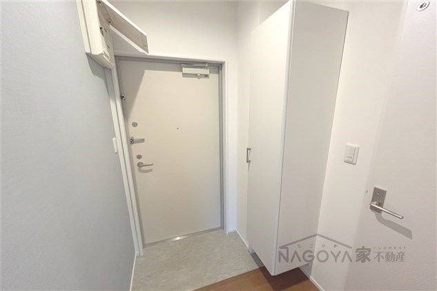 Cherim志賀本通 玄関