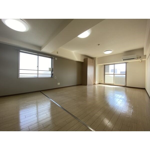 グランデージ則武 リビング