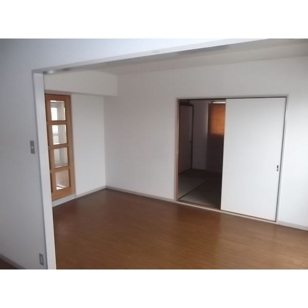 リバーサイドビュー リビング