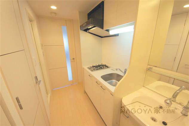 プレサンス鶴舞公園ＷＥＳＴ キッチン