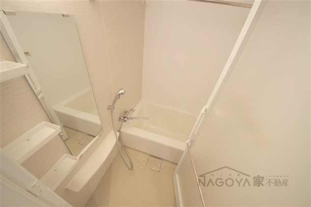 プロシード金山３ 風呂画像