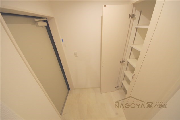 アーバンライフ名駅ウエスト 玄関