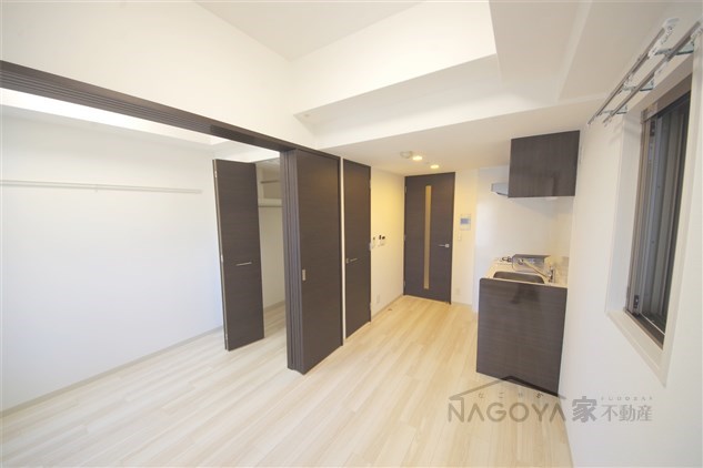 エステムコート名古屋新栄Ⅱアリーナ リビング