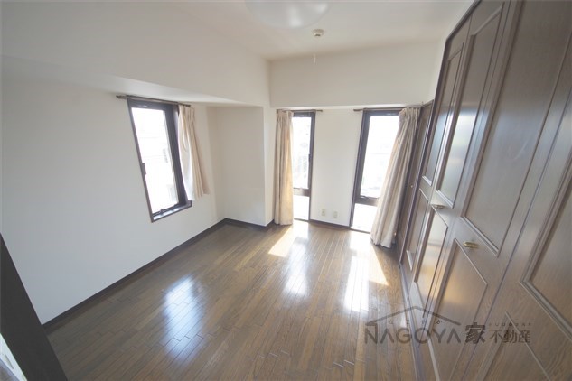 東和覚王山ヒルズ ベッドルーム