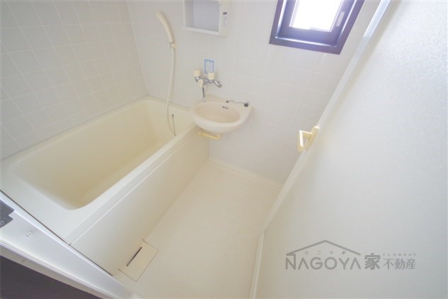 東和覚王山ヒルズ 風呂画像