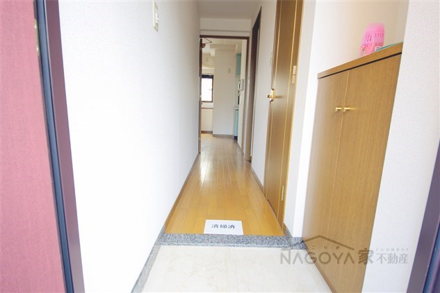 アーバンラックス今池 玄関