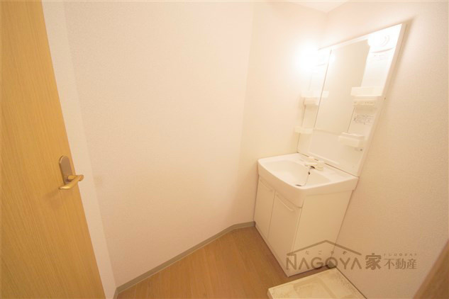 メイナンハイム その他9