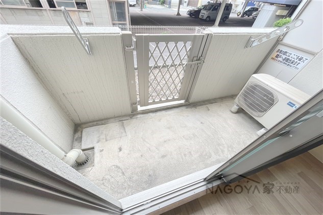 TOYOOKA　APARTMENT ベランダ