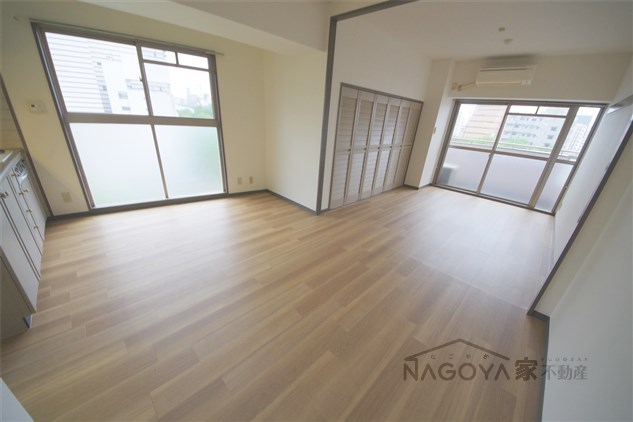 パルナス栄 リビング