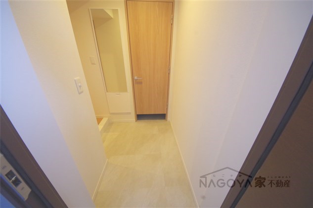 ロイジェント日吉 玄関