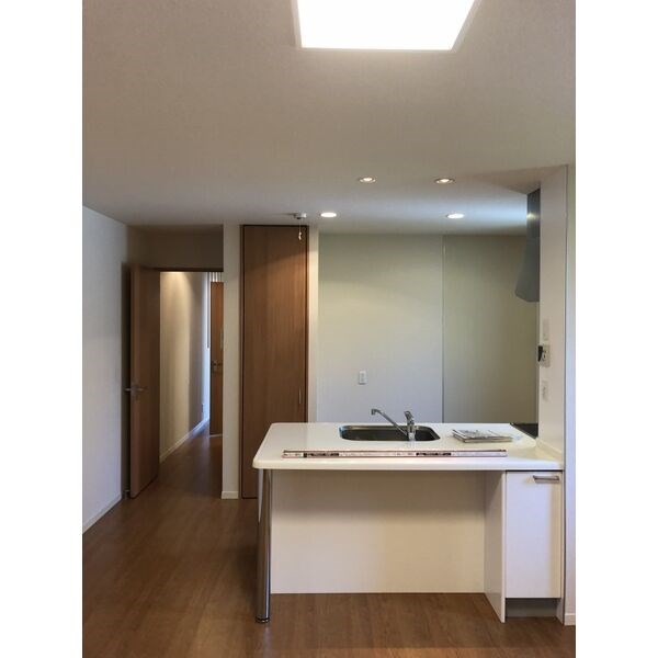 ヒルズ覚王山北 リビング