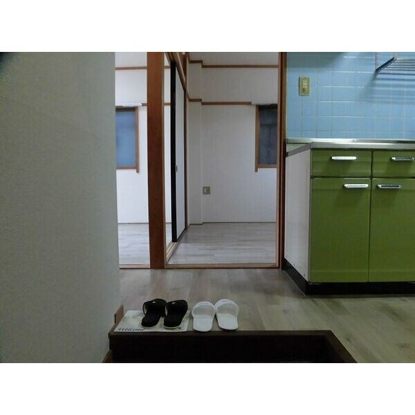 クインハウス 玄関