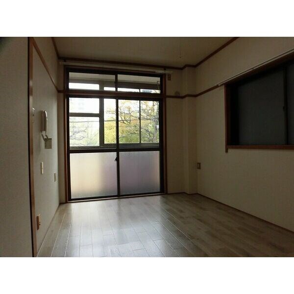 クインハウス リビング