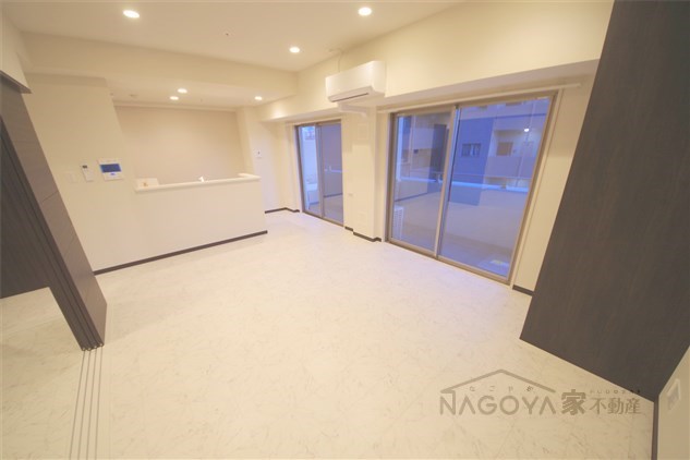 リンパクマンション リビング