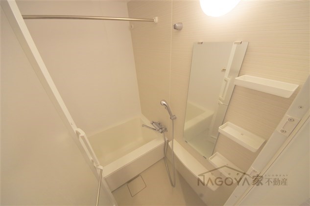 プロシード金山３ 風呂画像