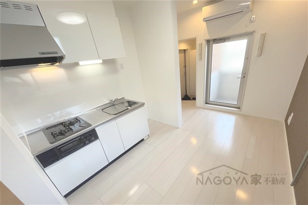 メゾン・ド・サントリナ キッチン