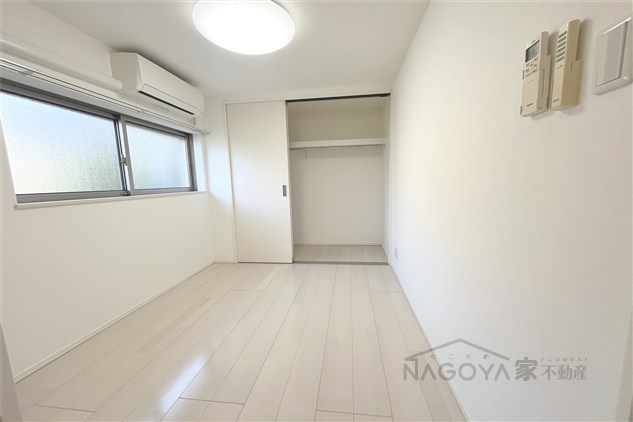 メゾン・ド・サントリナ ベッドルーム