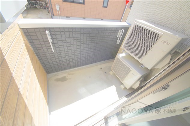 メゾン・ド・サントリナ ベランダ