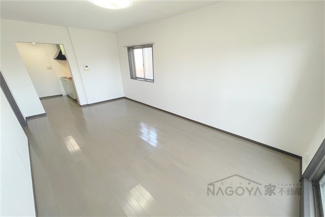 フラット矢田南 リビング