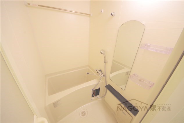 プレサンス丸の内アデル 風呂画像