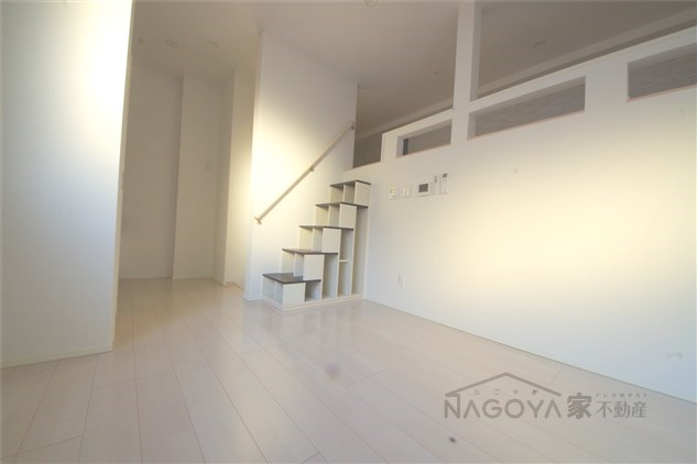 プラチナム黒川 リビング