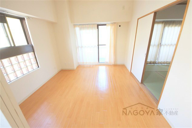 センターヒル橘 リビング