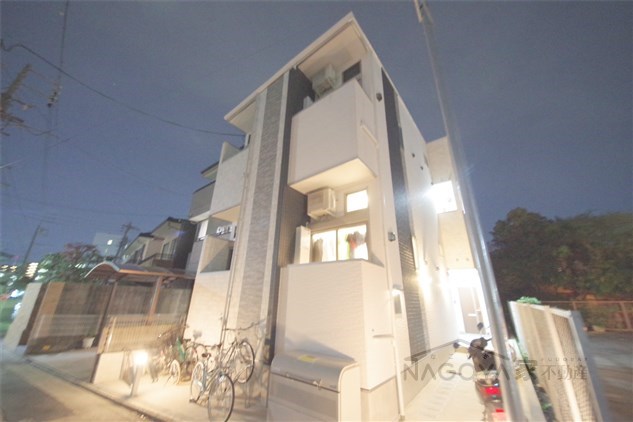 トリオネア千種 外観写真