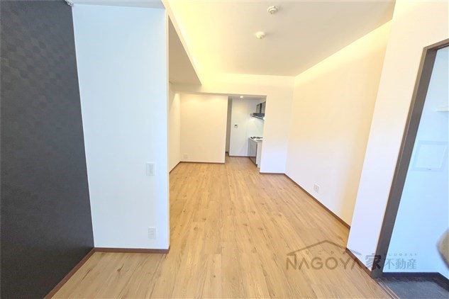 ロイジェント栄 リビング