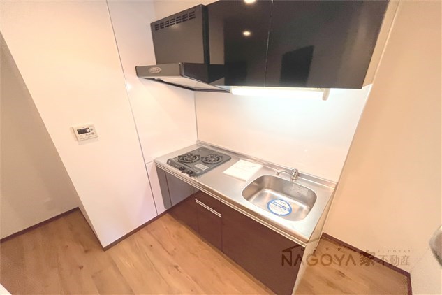 ロイジェント栄 キッチン