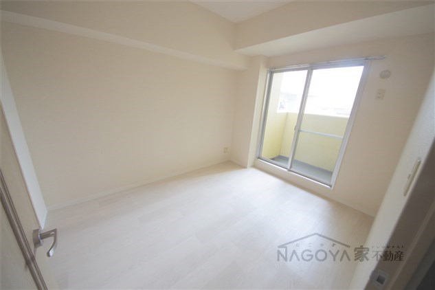 リーベンイセヤマ ベッドルーム