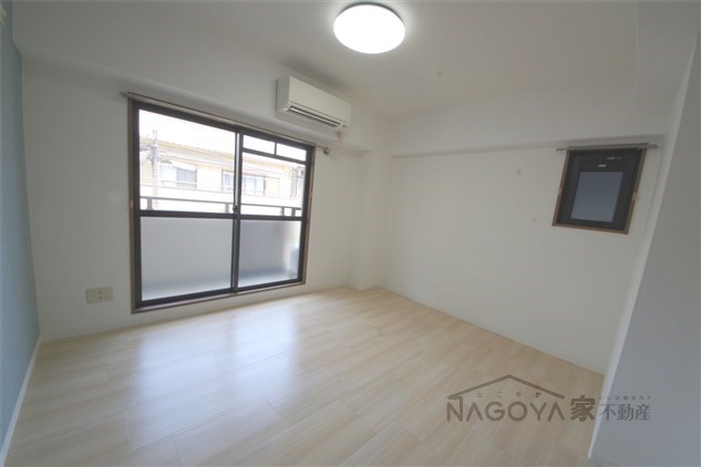 グランドール名駅 リビング