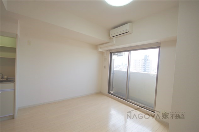 アルバ志賀本通 リビング