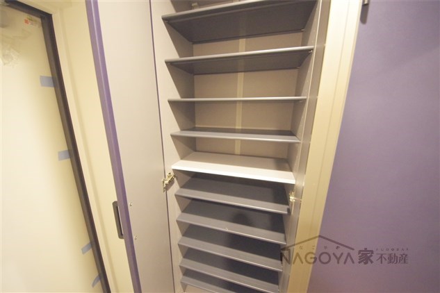 ラクラーレＶＩＮＴＩＡ 玄関