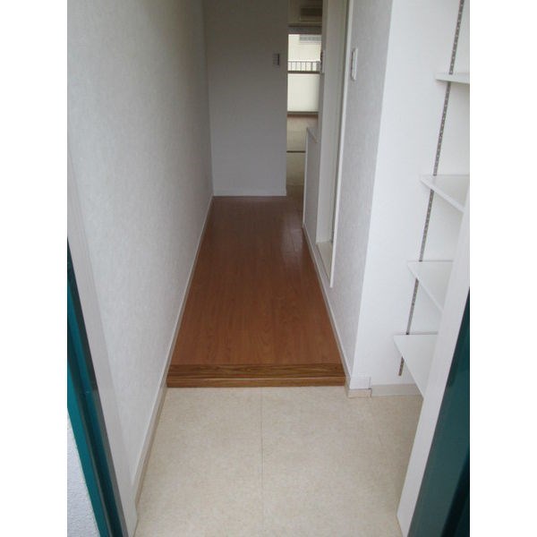 ヴェルドミール志賀 玄関