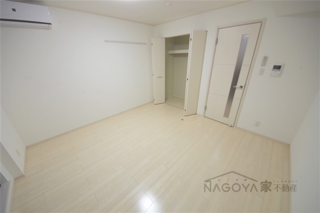 ブルースカイ リビング