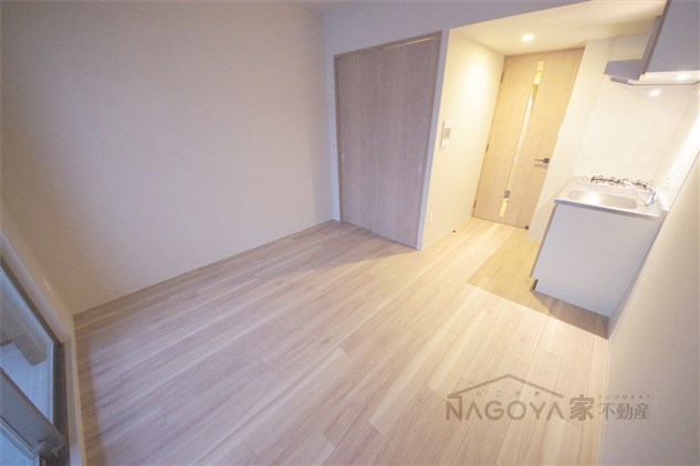 ルーエ今池 リビング